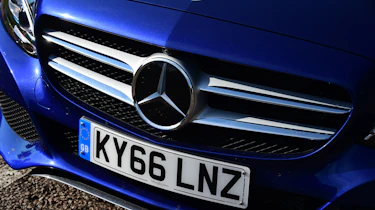Mercedes C 350e plug-in hybrid - grille