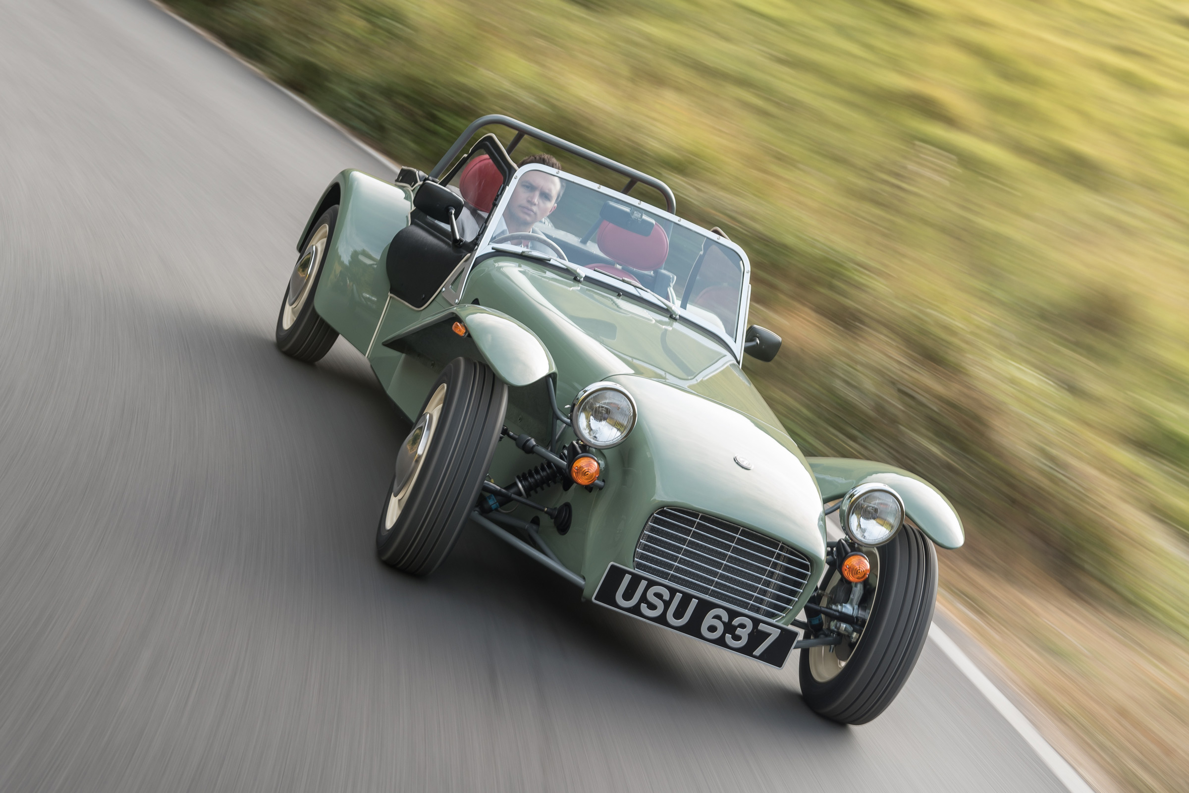 Caterham Seven Sprint - front cornering