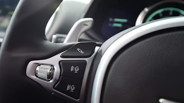 Aston Martin DB11 - steering wheel