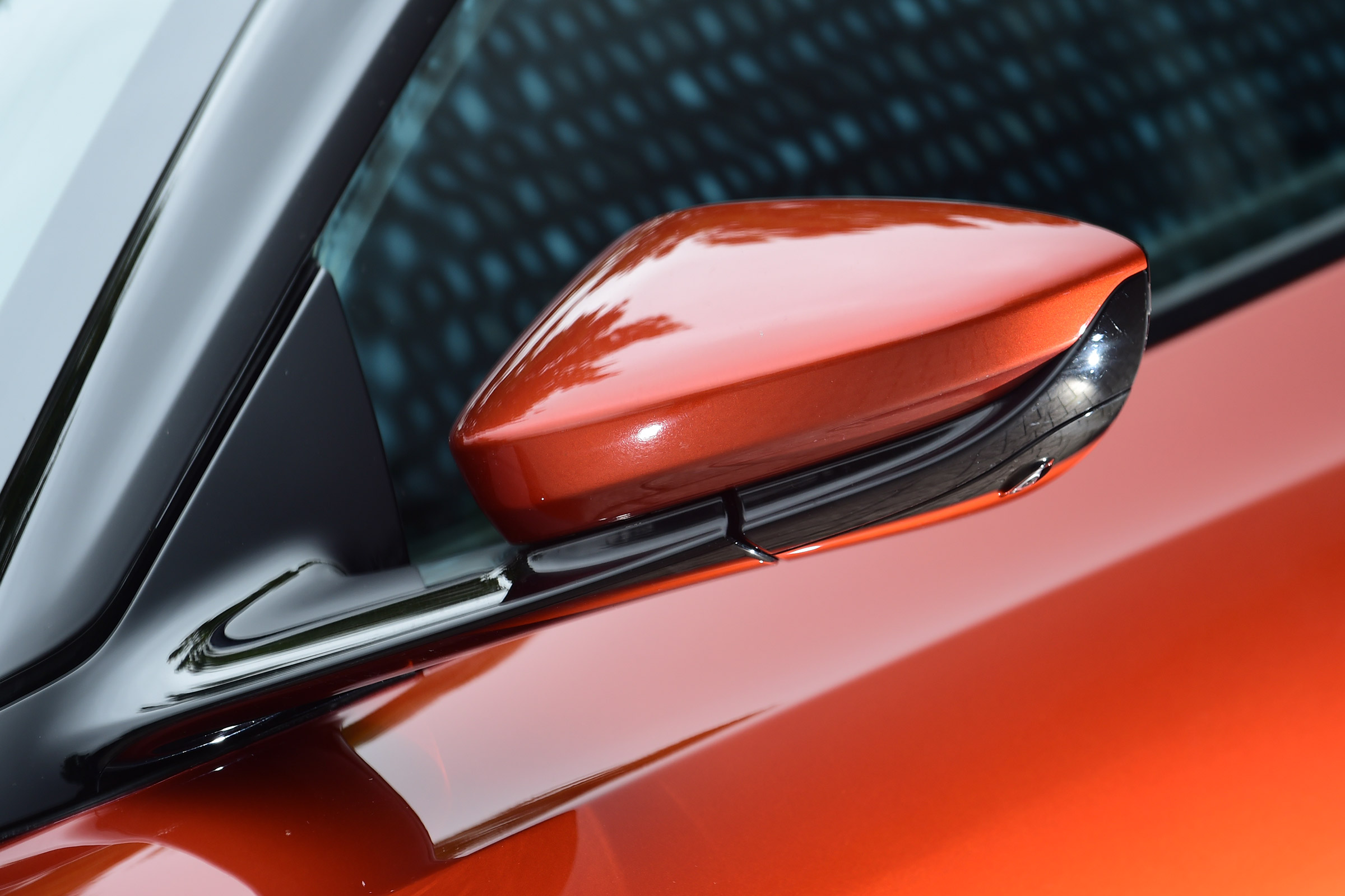 Aston Martin DB11 - wing mirror detail