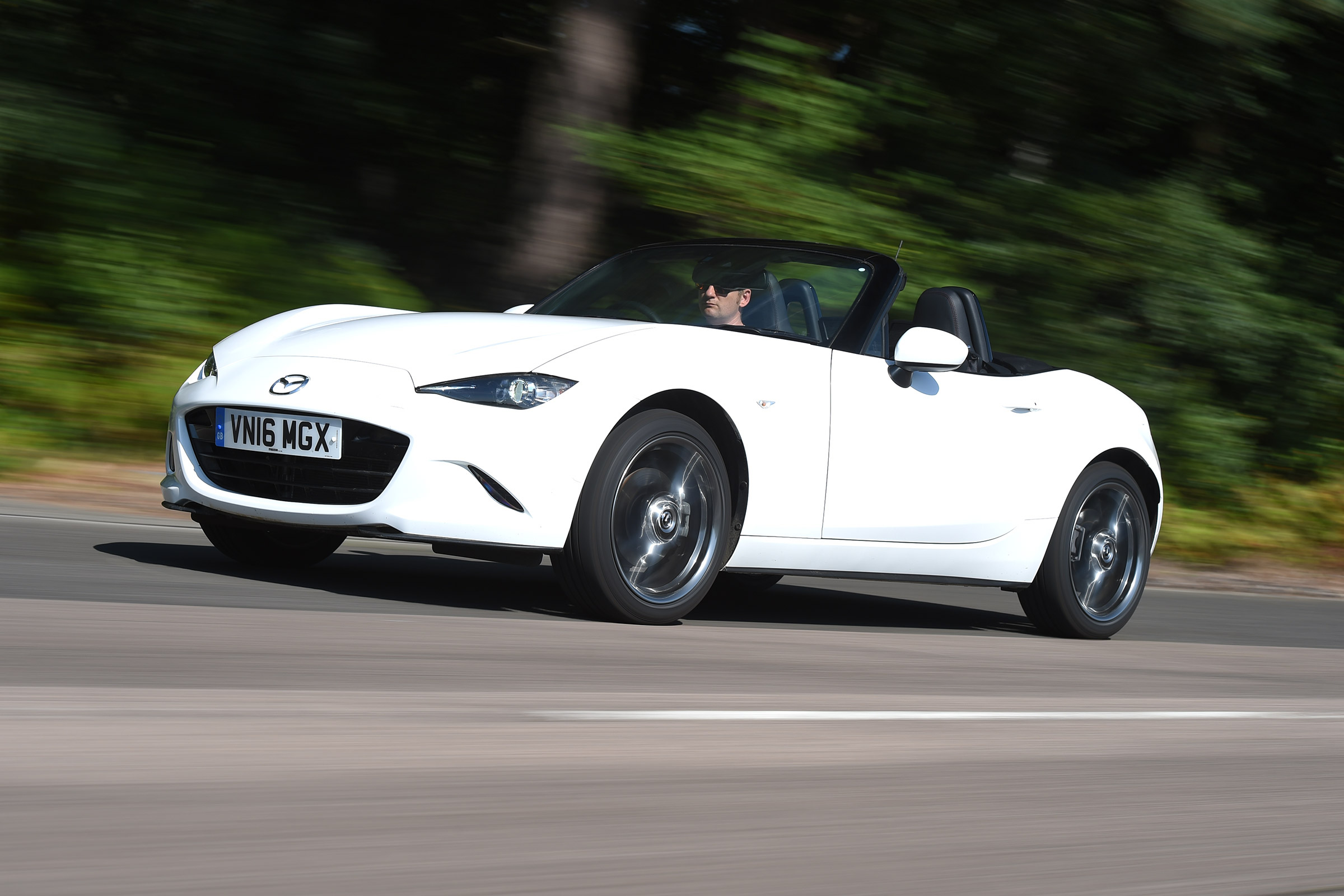 Mazda MX-5 - front