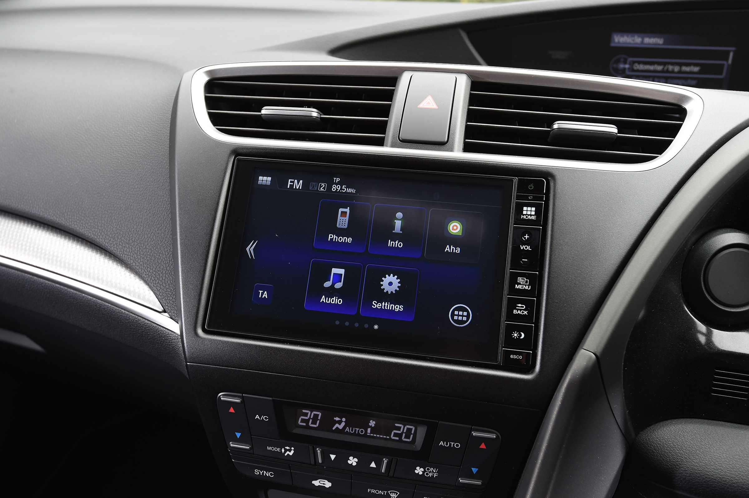 Honda Civic Sport 1.4 - screen