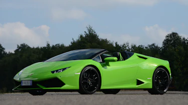Lamborghini Huracan Spyder UK - front quarter