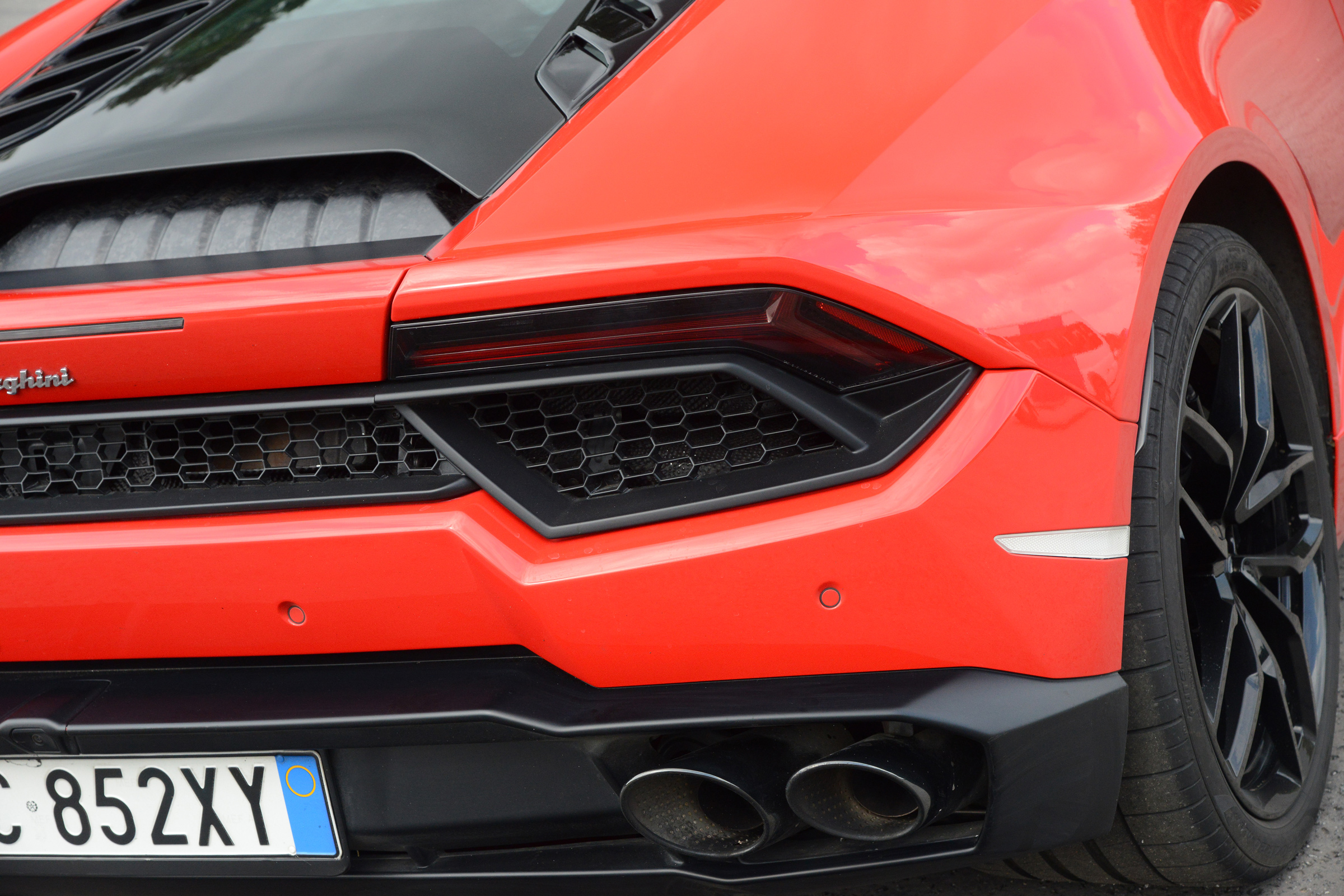 Lamborghini Huracan LP580-2 - rear detail