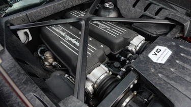 Lamborghini Huracan LP580-2 - engine