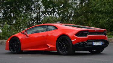Lamborghini Huracan LP580-2 - rear quarter