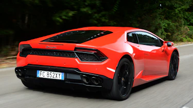 Lamborghini Huracan LP580-2 - rear tracking