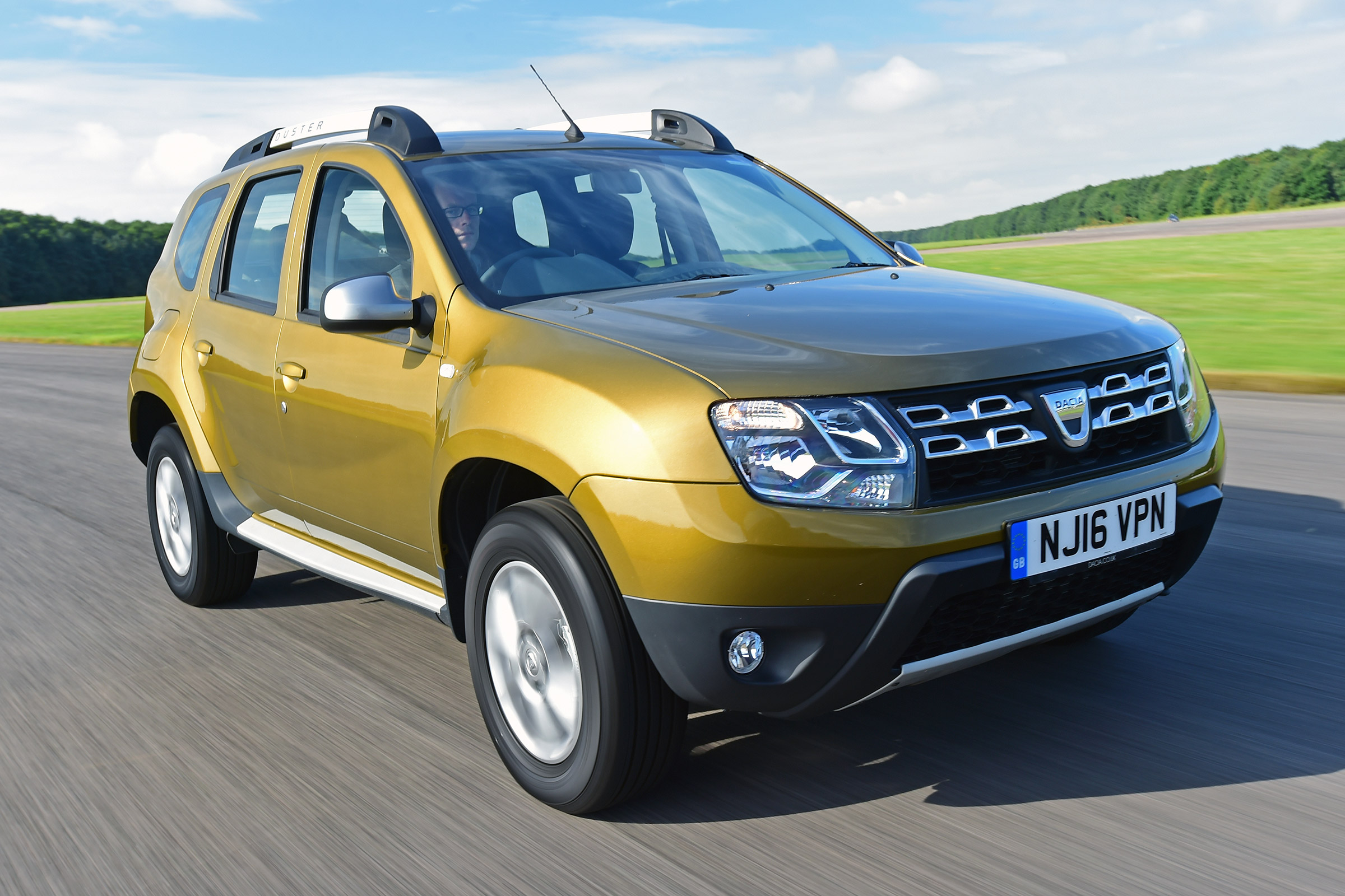Dacia Duster - front