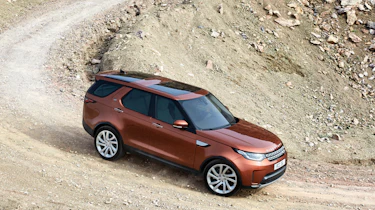 Land Rover Discovery 2017 - official off road 2