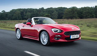 Fiat 124 Spider - front