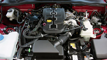 Fiat 124 Spider - engine