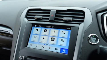 Ford Mondeo ST-Line Estate - infotainment