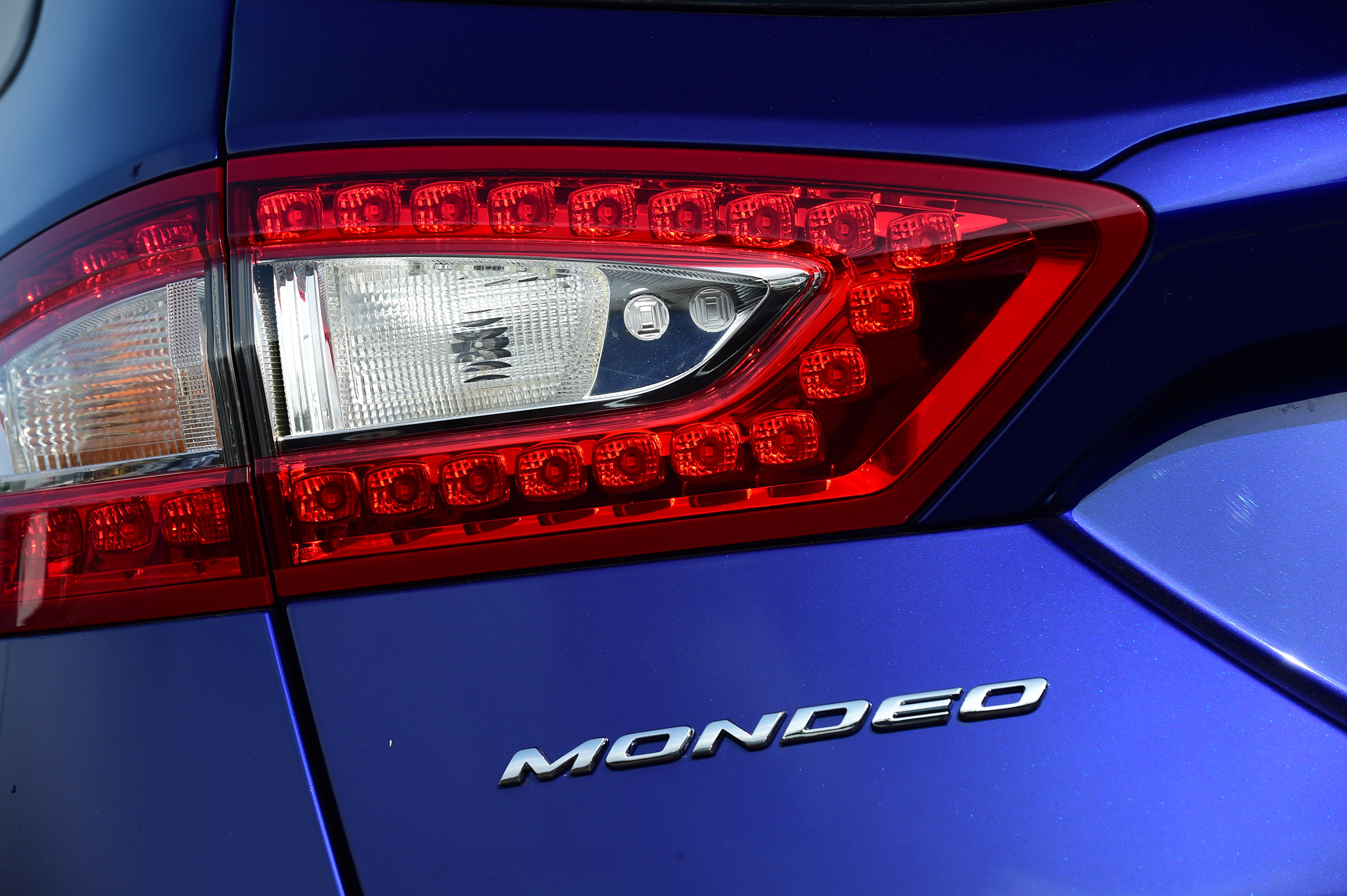 Ford Mondeo ST-Line Estate - Mondeo badge