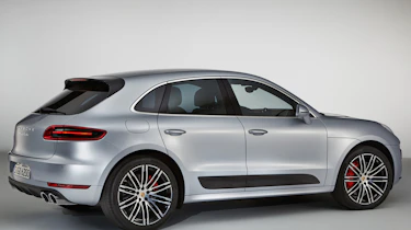 Porsche Macan Turbo Performance Pack - rear quarter