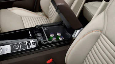 Land Rover Discovery 2017 - official centre console 2
