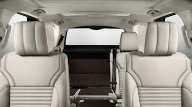 Land Rover Discovery 2017 - official seats 3