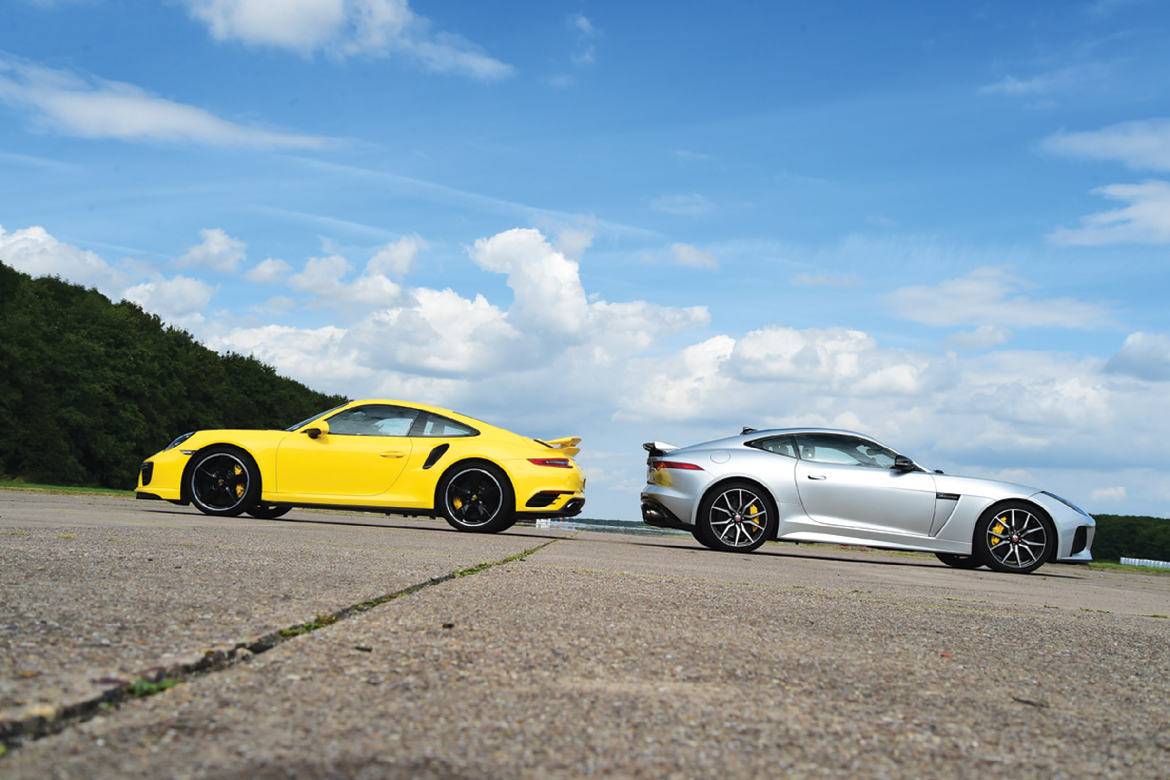 Jaguar F-Type SVR vs Porsche 911 Turbo - header