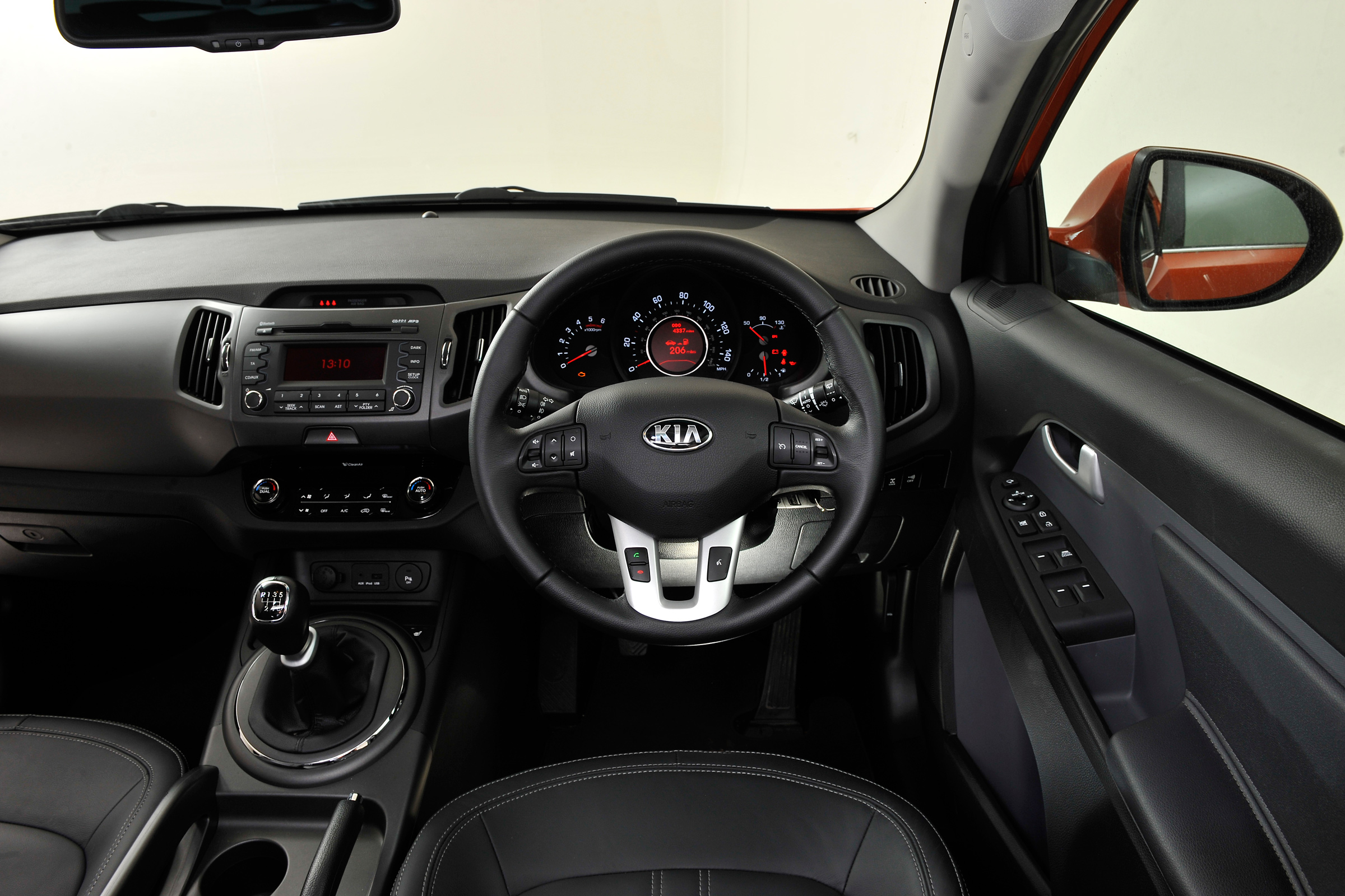 Used Car Awards 2016 - Kia Sportage CotY interior