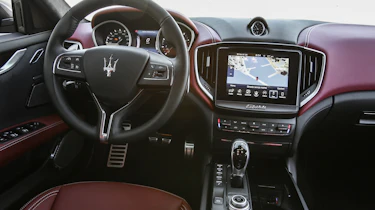 Maserati Ghibli 2016 interior