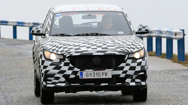 MG ZS - spy shot front tracking 2