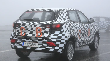 MG ZS - spy shot rear tracking