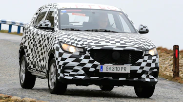 MG ZS - spy shot front tracking