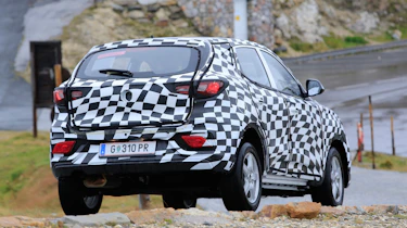 MG ZS - spy shot rear tracking 2