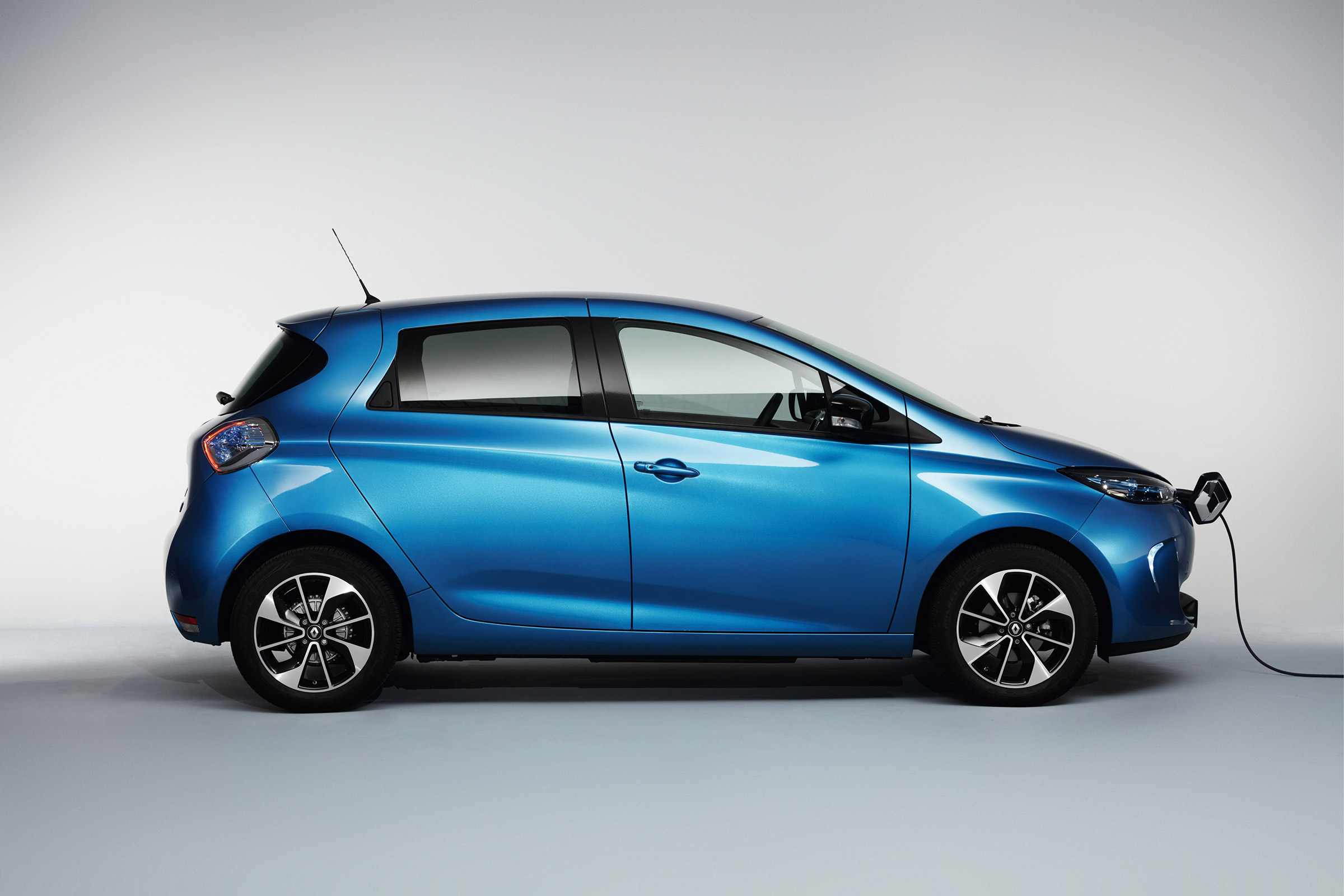 Renault Zoe 2017 - side profile