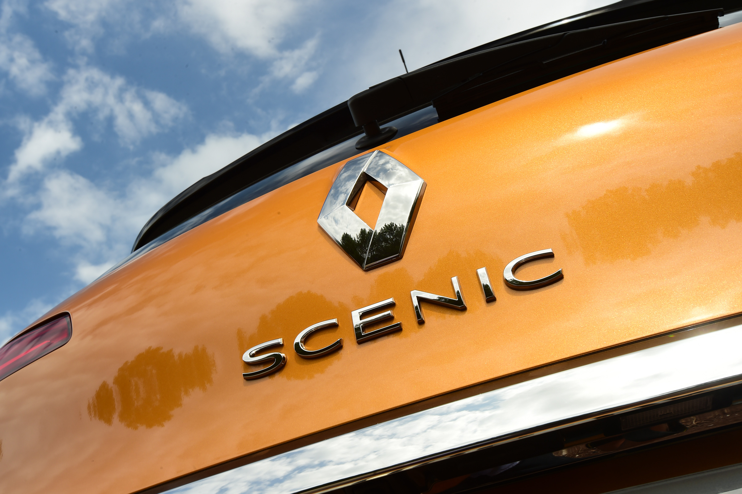 Renault Scenic 2016 - badge