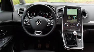 Renault Scenic 2016 - interior