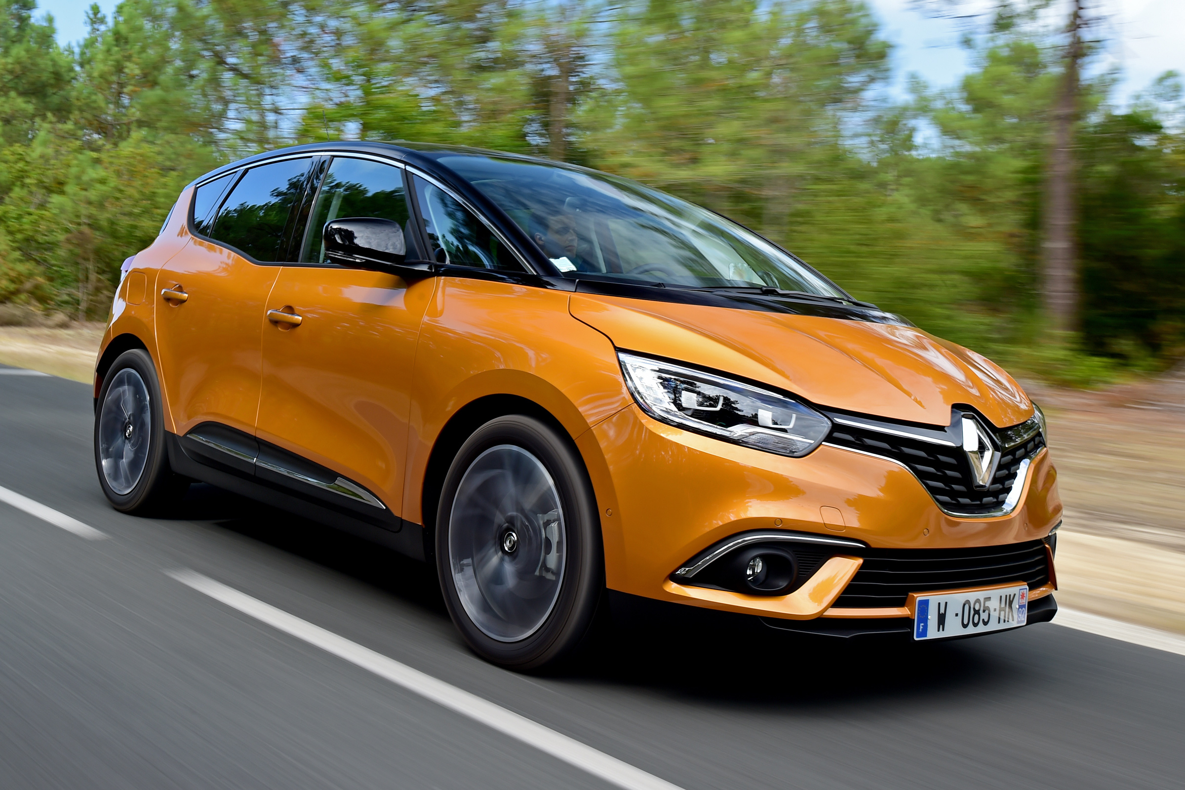 Renault Scenic 2016 - front tracking