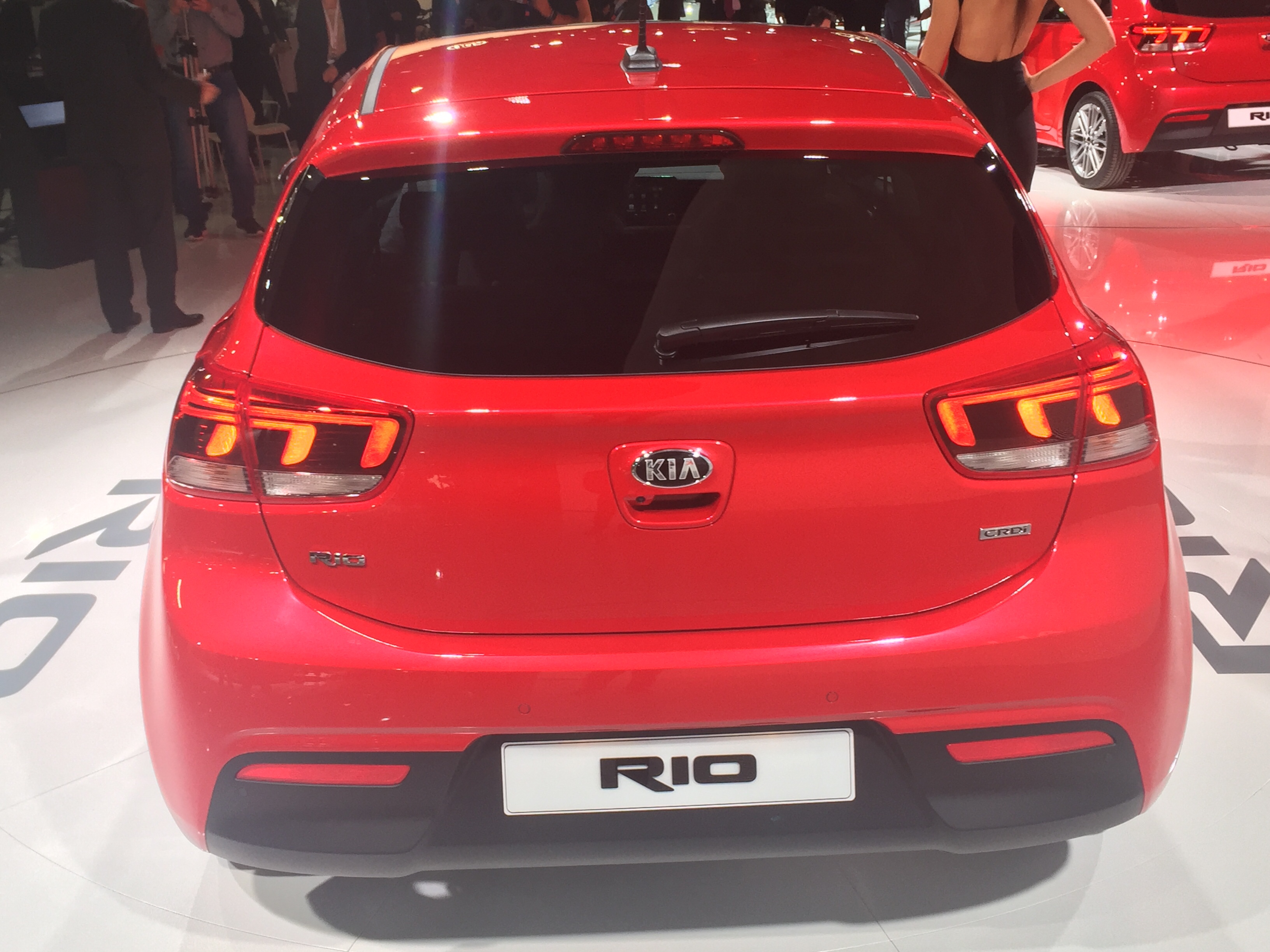 New Kia Rio revealed in Paris 2016 rear