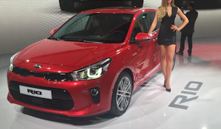 New Kia Rio revealed in Paris 2016 front