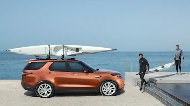 Land Rover Discovery 2017 - official surfboard