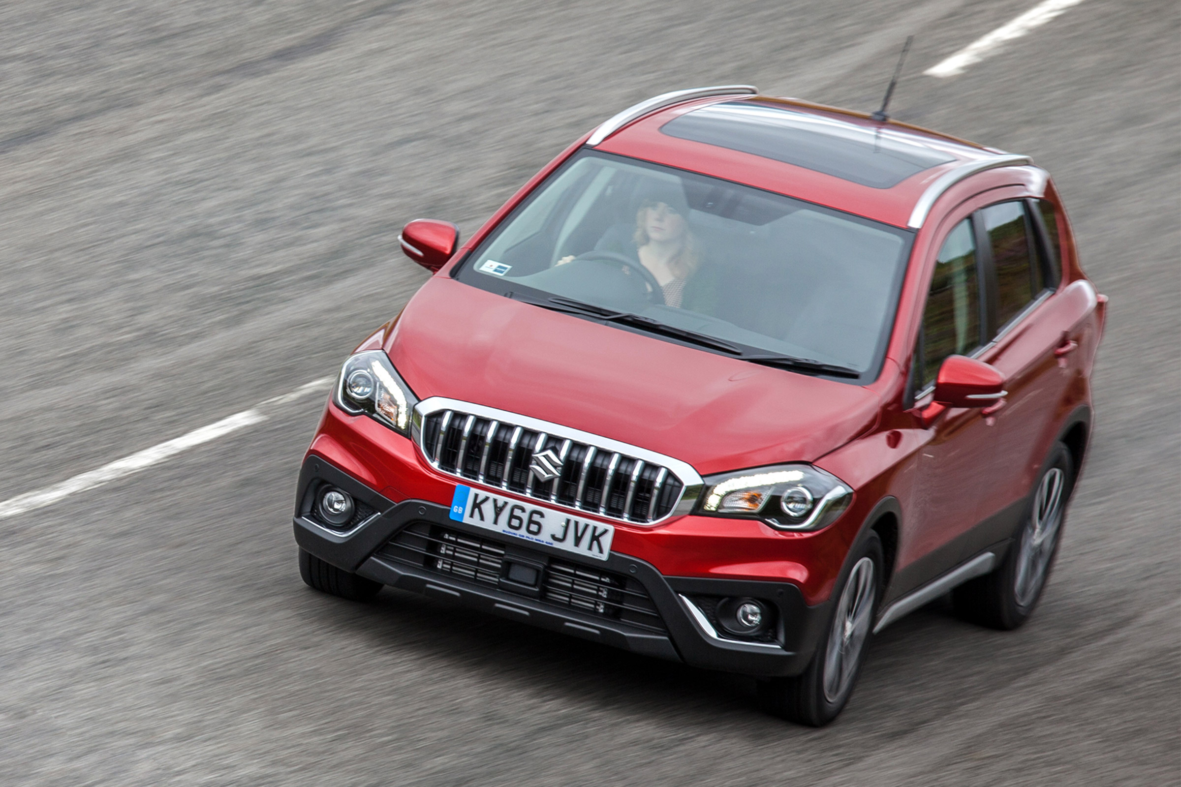 Suzuki SX4 S-Cross - front action