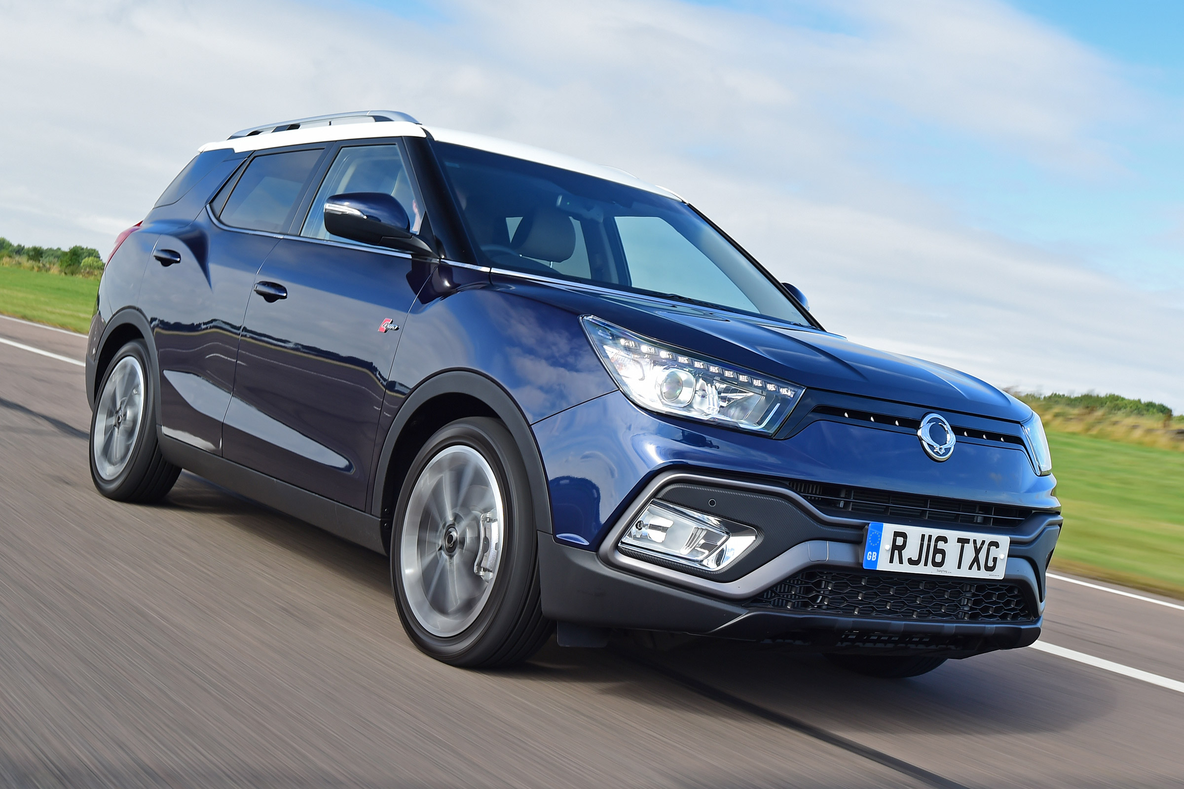 SsangYong Tivoli XLV - front