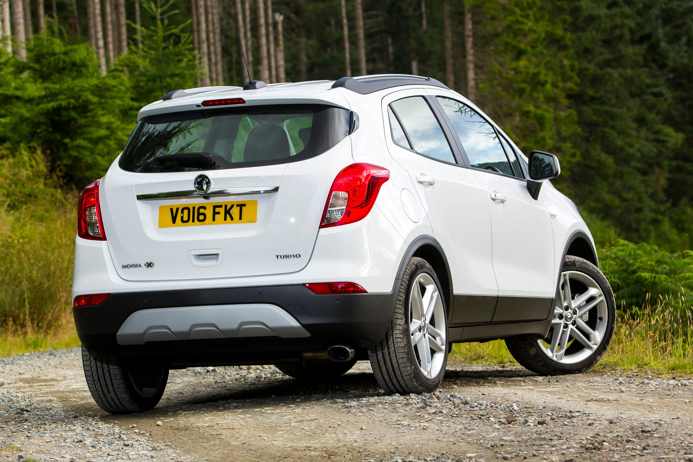 Vauxhall Mokka X 2016 - rear quarter