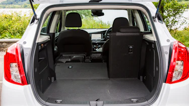 Vauxhall Mokka X 2016 - boot