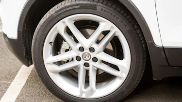 Vauxhall Mokka X 2016 - wheel