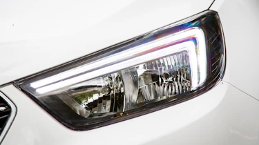 Vauxhall Mokka X 2016 - headlight