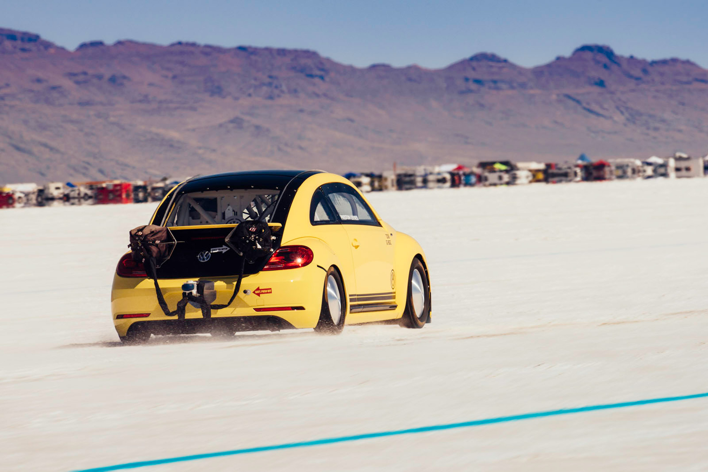 Volkswagen Beetle LSR - rear three quarter