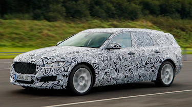 Jaguar XF Sportbrake spy shot 2017