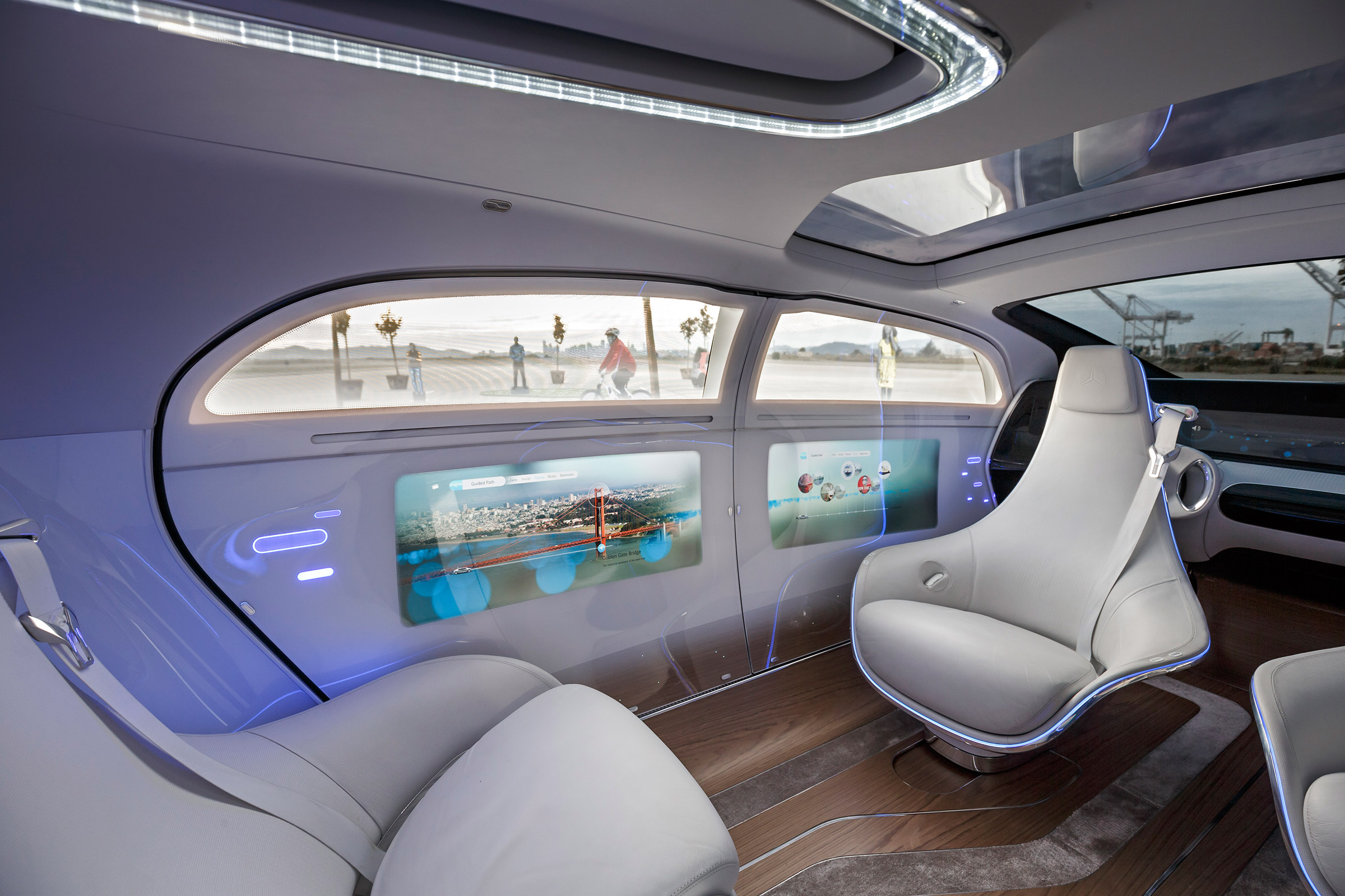 Mercedes F 015 interior