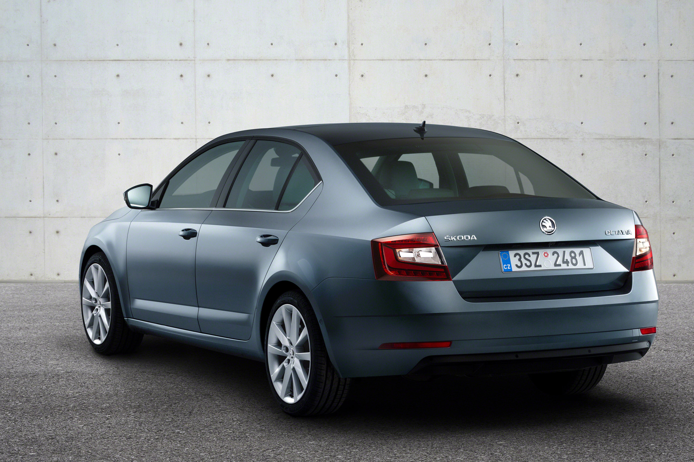 New 2017 Skoda Octavia facelift rear