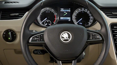 New 2017 Skoda Octavia facelift detail cabin