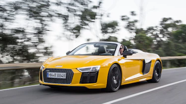 Audi R8 Spyder 2016 - front tracking 2