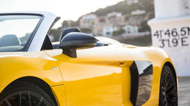 Audi R8 Spyder 2016 - side detail
