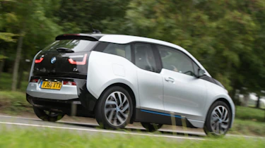 BMW i3 REx 94AH - new rear tracking