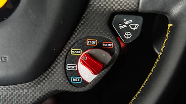 Ferrari F12tdf - steering wheel controls