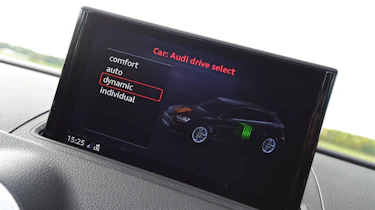 Audi A3 e-tron - drive select